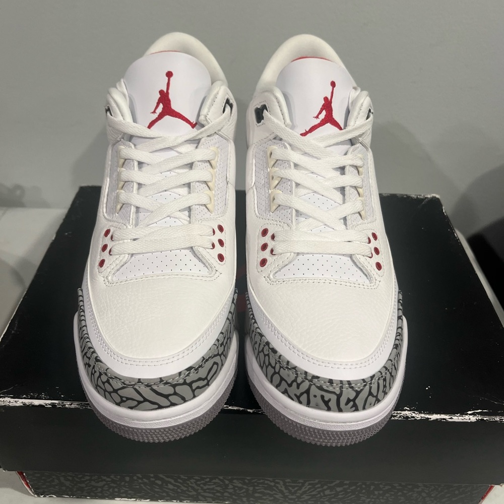 Jordan 3 Fire Red
